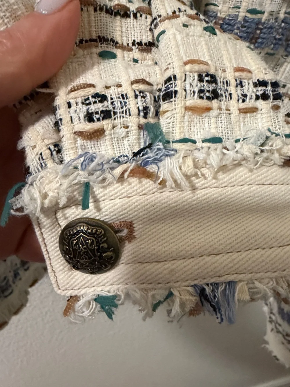 Veronica Beard Cream Tweed Jacket with Blue & Tan Accents - Picture 6 of 11